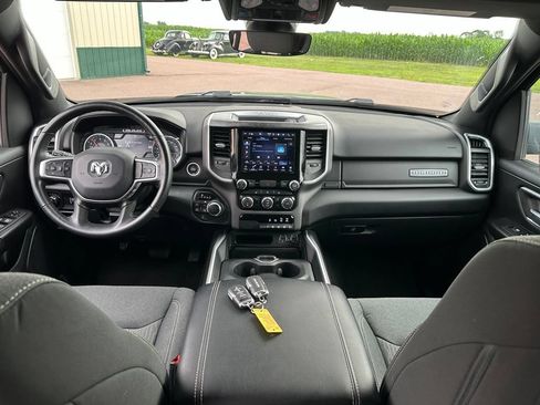 Used 2022 RAM 1500 Big Horn AWD/4WD image 25