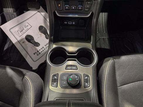 Used 2020 GMC Terrain Denali w/ GMC Pro Grade Package image 17