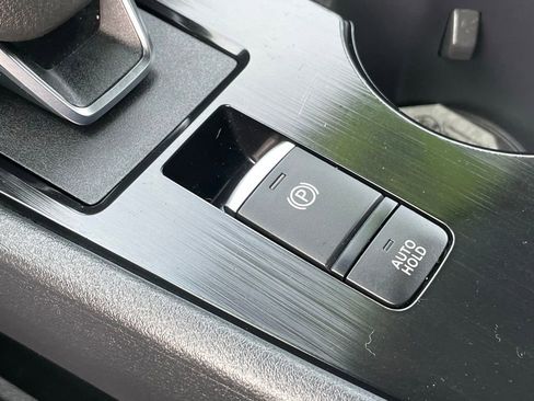 Certified 2023 Nissan Rogue SV AWD/4WD image 29