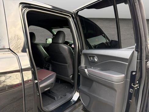 Used 2021 Honda Ridgeline Black Edition image 10