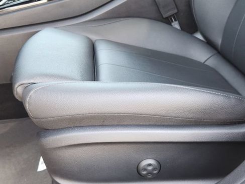 Used 2025 Mercedes-Benz CLA 250 4MATIC image 21