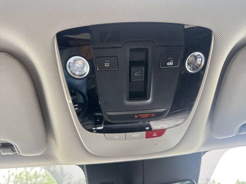 Used 2023 Kia Sorento EX w/ Panoramic Sunroof Package FWD image 28