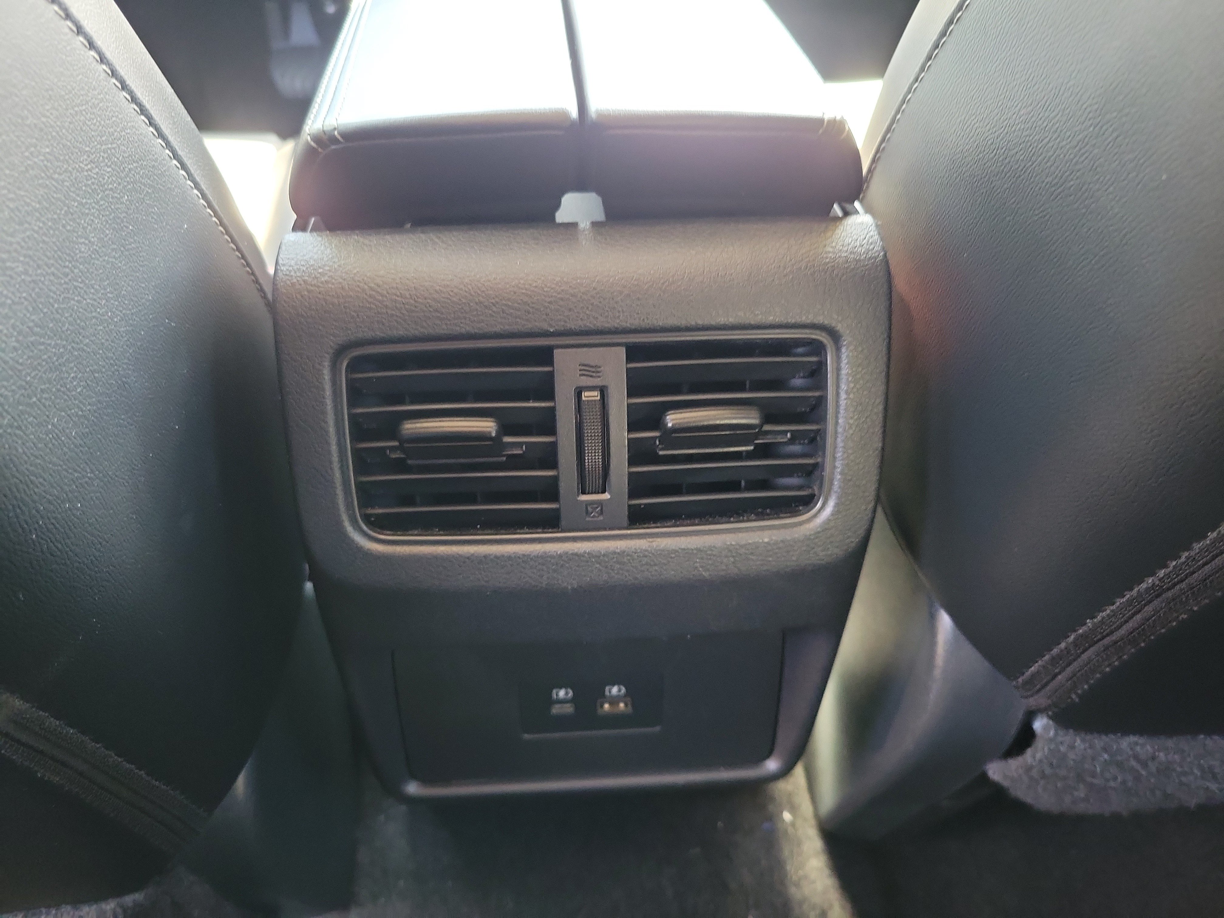 Used 2023 Nissan Rogue SL AWD/4WD image 11