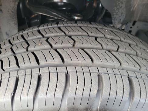 Used 2023 Ford F150 XLT image 27