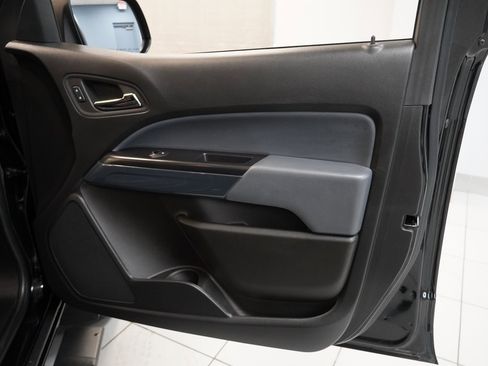 Used 2022 Chevrolet Colorado Z71 w/ Safety Package image 24