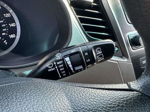 Used 2017 Hyundai Santa Fe Sport AWD/4WD image 11