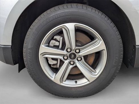 Used 2024 Ford Edge SEL w/ Convenience Package AWD/4WD image 9