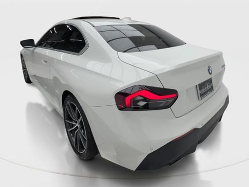 Used 2022 BMW 230i Coupe w/ Premium Package 2 RWD image 10