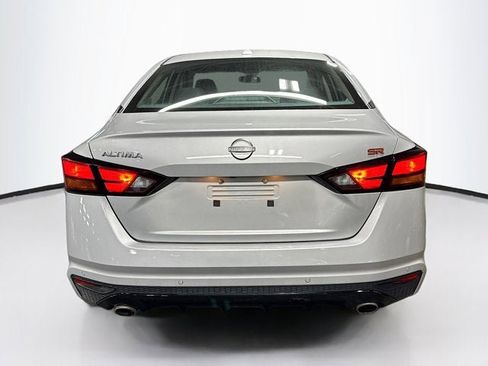Certified 2023 Nissan Altima 2.5 SR image 6
