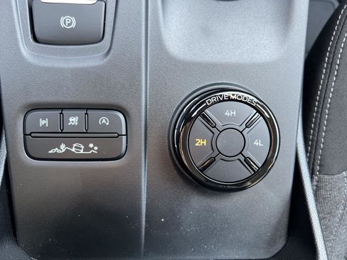 New 2025 Ford Ranger XLT w/ Equipment Group 301A High image 34