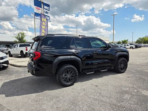 Used 2026 Toyota 4Runner SR5 AWD/4WD image 12