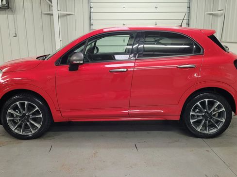 Used 2022 FIAT 500X Pop w/ Sport Appearance Package image 3