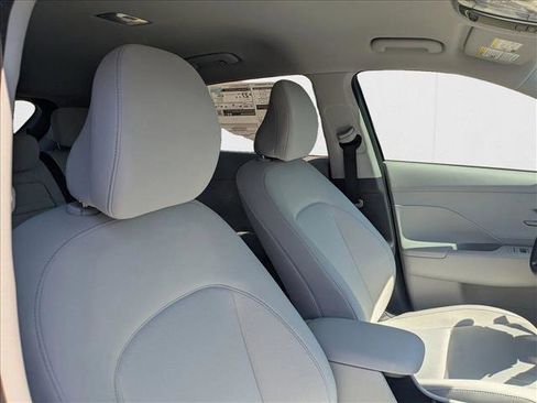 New 2025 Hyundai Kona SEL image 22