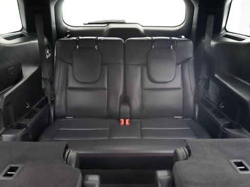 Used 2026 Ford Explorer ST-Line w/ ST-Line Street Pack RWD image 38