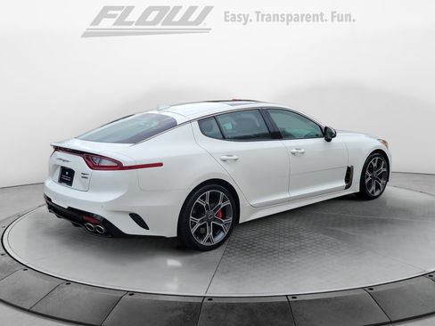 Used 2020 Kia Stinger GT2 AWD/4WD image 9