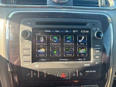 Used 2017 Buick Enclave Premium w/ Experience Buick Package AWD/4WD image 20
