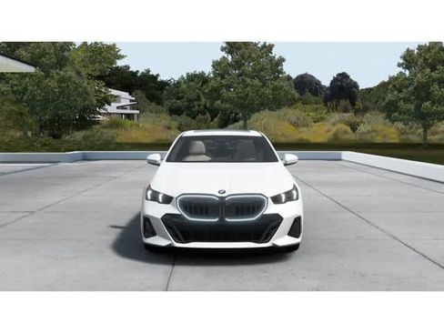 New 2026 BMW 530i xDrive w/ M Sport Package AWD/4WD image 3