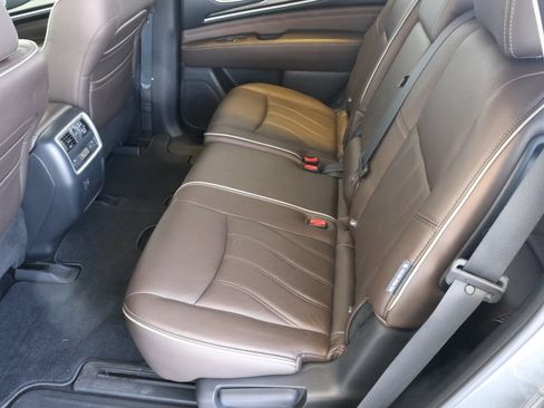 Used 2019 INFINITI QX60 Luxe w/ Essential Package AWD/4WD image 34