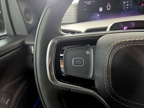 New 2025 Lincoln Navigator Black Label image 17