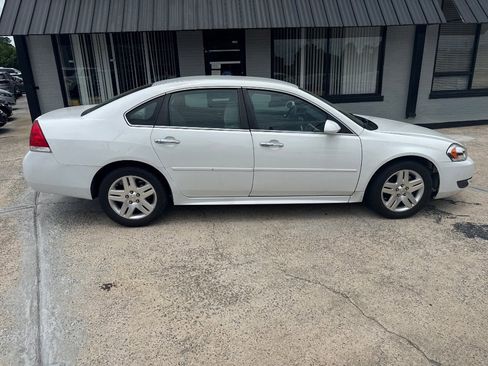 Used 2011 Chevrolet Impala LT FWD image 8