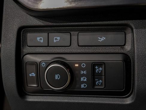 Used 2023 Ford F350 Lariat w/ Sport Appearance Package image 30