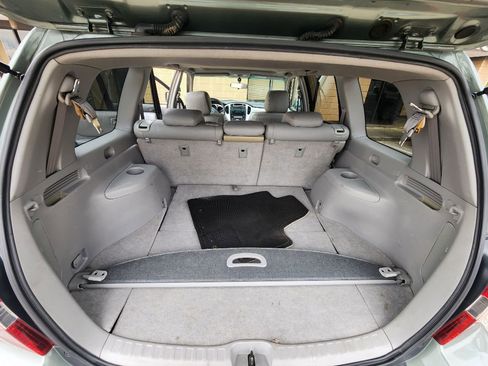 Used 2004 Toyota Highlander Limited FWD image 11