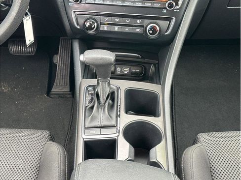 Used 2020 Kia Optima LX image 18