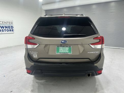Used 2020 Subaru Forester Limited AWD/4WD image 7