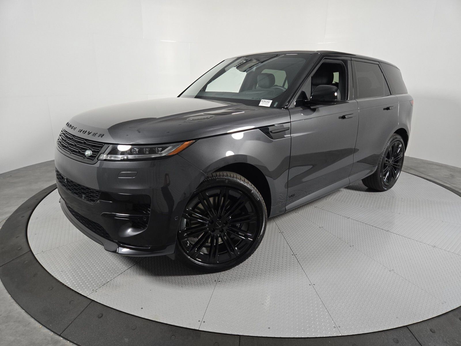 New 2026 Land Rover Range Rover Sport Dynamic SE AWD/4WD image 1