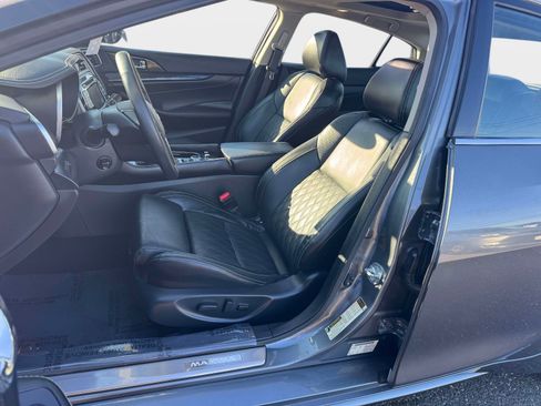 Used 2023 Nissan Maxima Platinum w/ Sport Mat Group FWD image 13