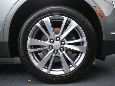 Used 2024 Cadillac XT5 Premium Luxury FWD image 5