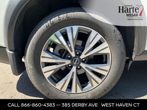 Used 2023 Nissan Rogue SV w/ SV Premium B Package AWD/4WD image 15