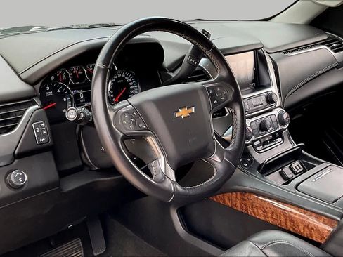 Used 2017 Chevrolet Tahoe Premier AWD/4WD image 16