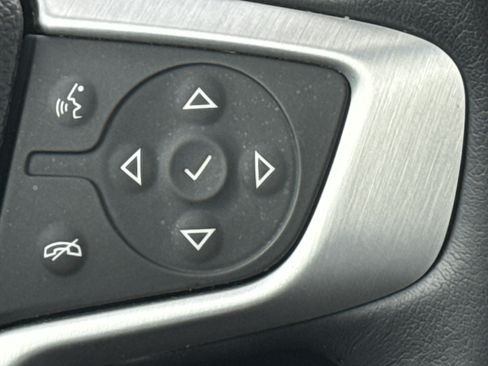 Used 2022 GMC Terrain SLT FWD image 19