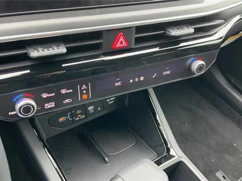Certified 2025 Kia K5 GT image 32