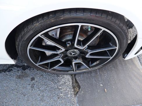 Used 2019 Mercedes-Benz C 300 Sedan w/ AMG Line image 38