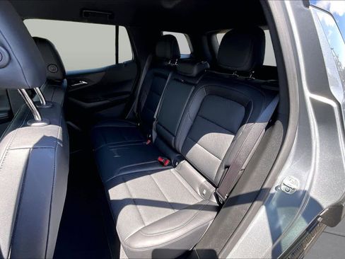 Certified 2025 Chevrolet Equinox LT w/ Convenience Package II FWD image 25