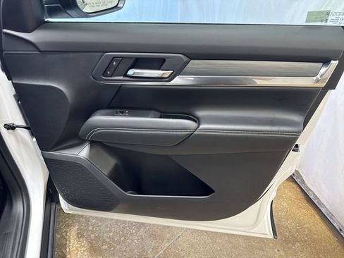 Certified 2026 GMC Terrain Elevation AWD/4WD image 25