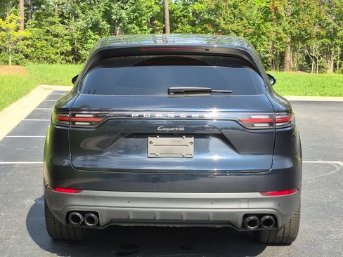 Certified 2022 Porsche Cayenne Platinum Edition AWD/4WD image 22