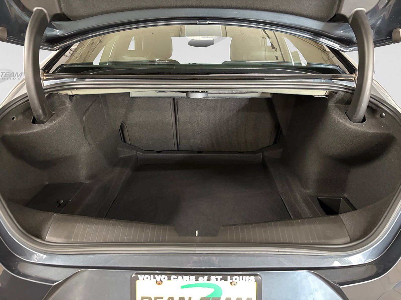 Used 2020 Cadillac CT4 Premium Luxury w/ Climate Package AWD/4WD image 17