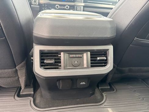 Used 2024 Ford F250 Lariat w/ Chrome Package AWD/4WD image 33