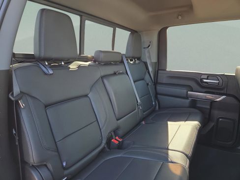 Used 2022 Chevrolet Silverado 2500 LTZ w/ LTZ Plus Package image 28