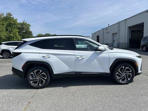 New 2026 Hyundai Tucson Limited AWD/4WD image 2