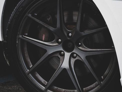 Used 2013 Ford Mustang GT Premium w/ Brembo Brake Pkg RWD image 26