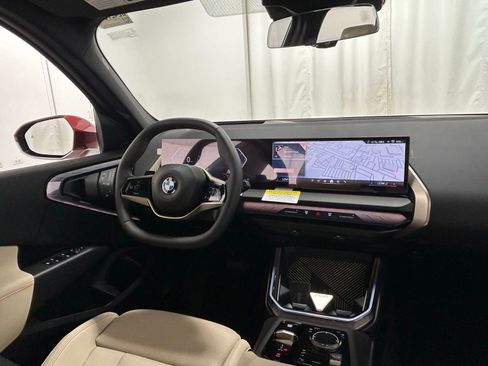 Used 2025 BMW X3 xDrive30i w/ Premium Package image 10