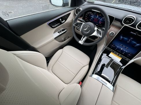 New 2026 Mercedes-Benz GLC 300 4MATIC image 16