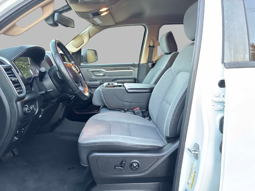 Used 2019 RAM 1500 Big Horn AWD/4WD image 23