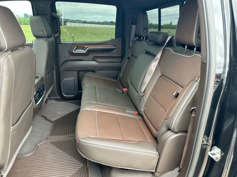 Used 2023 GMC Sierra 1500 Denali w/ Denali Reserve Package AWD/4WD image 23
