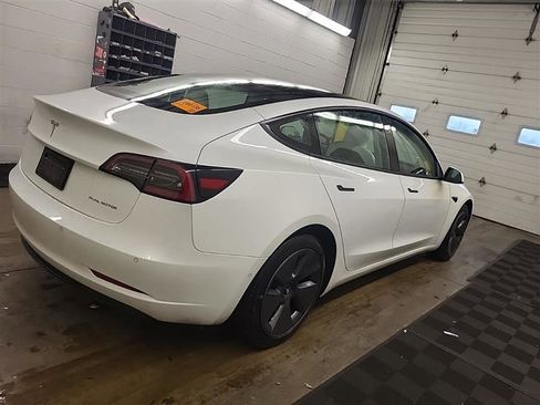 Used 2022 Tesla Model 3 Long Range image 4
