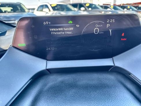 Used 2025 Toyota Prius XLE image 24